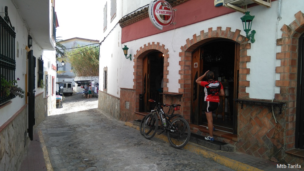 La Cueva DE Patry in Facinas for breakfast